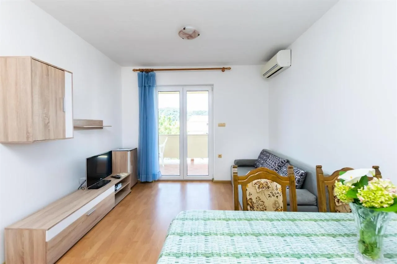 Apartments Apartmani Ivan I Marija Lopar