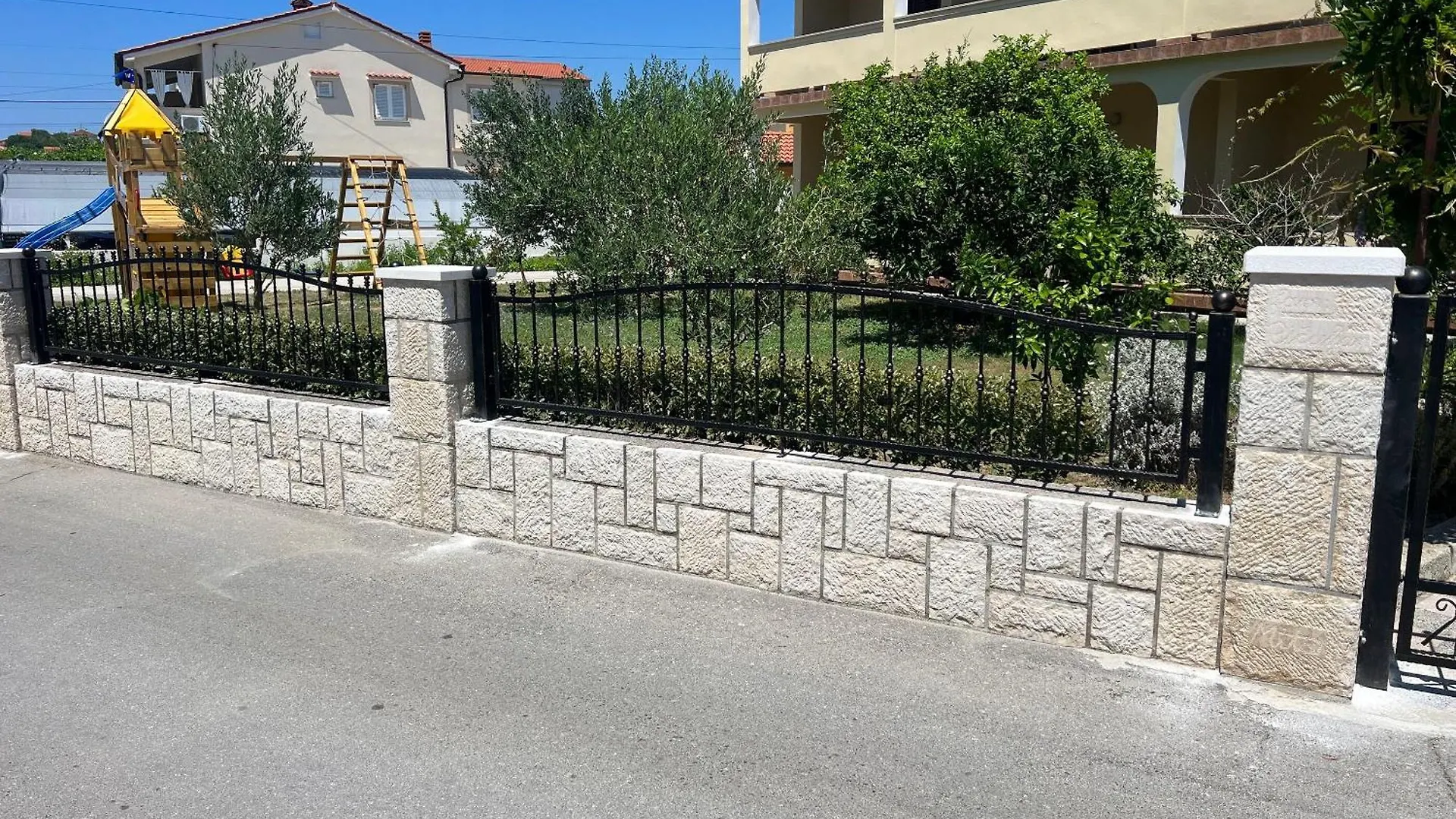 Apartments Apartmani Ivan I Marija Lopar