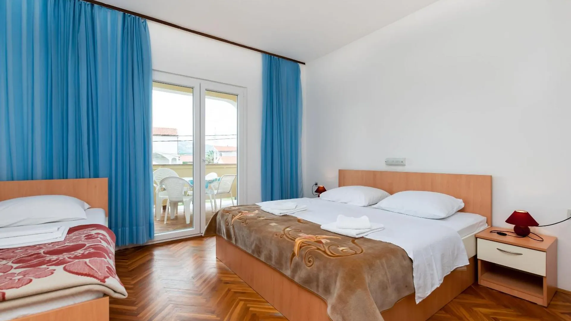 Apartments Apartmani Ivan I Marija Lopar